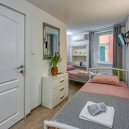 Apartment Katarina *
