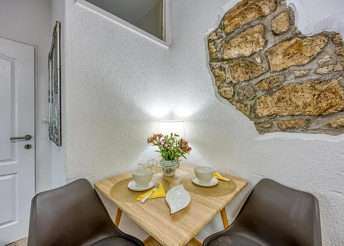 Διαμέρισμα Katarina *