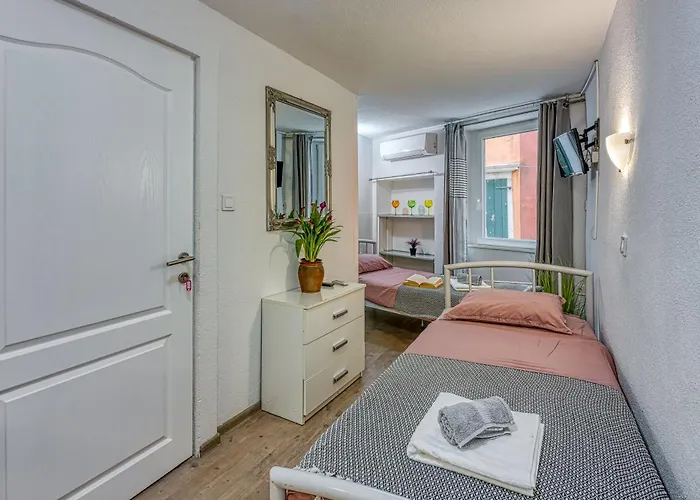 Διαμέρισμα Katarina *